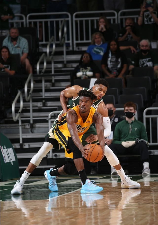 开云体育 -包含冲刺阶段深圳男篮止住颓势字母哥在巴塞罗那比赛中险胜之后，巴塞罗那争议不断的词条