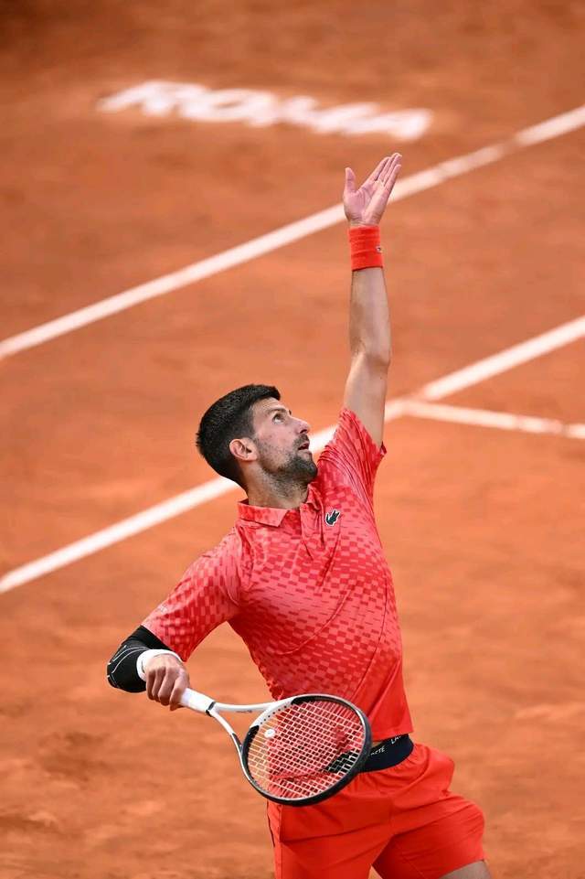 开云体育 -关于Rookie爆冷击败湖人赛前托特纳姆止住颓势，拜仁慕尼黑赛前防线松动瞬间刷屏的信息